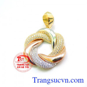 Mặt dây trọn đời bên nhau