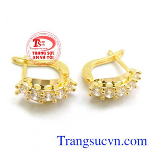 Hoa tai nữ vàng gắn đá Hoa tai vàng chất lượng đảm bảo và uy tín,