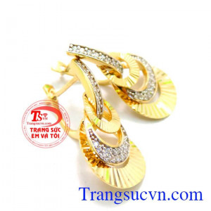 Hoa tai vàng 10k màu nhập