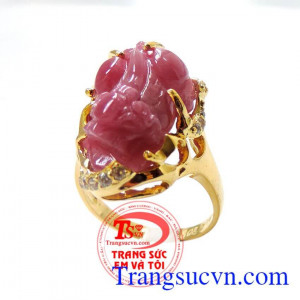 Nhẫn vàng màu tinh tế gắn tỳ hưu đá thiên nhiên, mang lại may mắn và hộ mệnh, Nhẫn nữ vàng tây dành cho phái đẹp