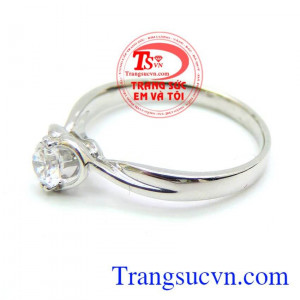Nhẫn nữ trắng vàng nhập được thiết kế tinh tế,Nhẫn nữ trắng vàng nhập đeo chất lượng vàng 18k đảm bảo