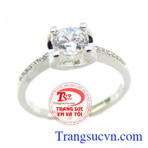 Chiếc Nhẫn 18k trắng,Nhẫn nữ vàng nhập khẩu,được thiết kế tinh tế,Nhẫn nữ trắng vàng nhập đeo chất lượng vàng 18k đảm bảo,Nhẫn 18k trắng bảo hành 12 tháng giao toàn quốc
