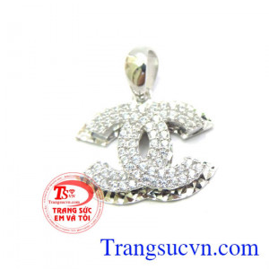 Mặt dây chuyền vàng trắng