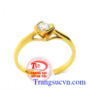 Nhẫn vàng 18k tình yêu giao toàn quốc phái đẹp Ưa Chuộng và Bình chọn nhiều năm Nhẫn vàng 18k tình yêu món quà được yêu thích dành tặng cho người thương
