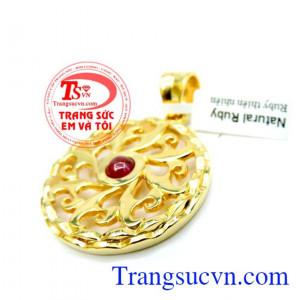 Mặt trời vàng ruby thông thái và may mắn mang đến sự thông thái cho người kiếm tìm,