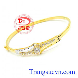 Vòng vàng cho nữ đeo