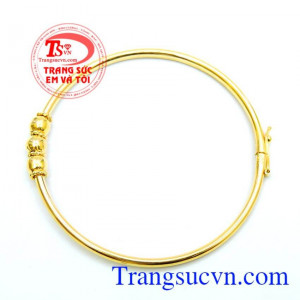 Vòng vàng đảm bảo chất lượng vàng,vòng tay vàng nữ. 