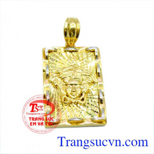 Mặt dây vàng bền đẹp hàng hiệu nổi tiếng thế giới.