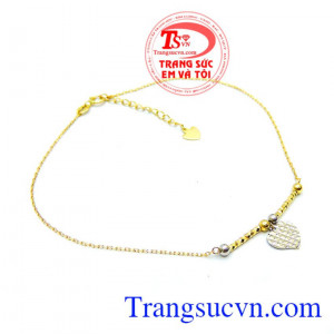 Lắc vàng chân nữ tình yêu