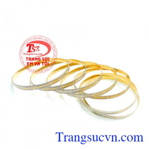 Vòng tuần vàng 18k italy gồm 7 chiếc,vòng tuần vàng 18k nhập khẩu italy chất lượng vàng đảm bảo. 