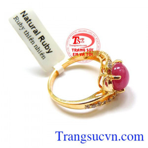 Nhẫn nữ vàng tây gắn đá thiên nhiên chế tác tinh tế mang đến những đường nét sáng,bóng bền đẹp cho chiếc nhẫn nữ đeo hợp thời trang,chất lượng vàng được đảm bảo uy tín