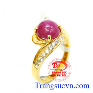 Nhẫn nữ vàng tây gắn đá thiên nhiên chế tác tinh tế mang đến những đường nét sáng,bóng bền đẹp cho chiếc nhẫn nữ đeo hợp thời trang,chất lượng vàng được đảm bảo uy tín