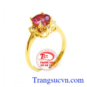 Đá thiên nhiên hộ mệnh mang lại may mắn, sức khỏe cho người sử dụng. Khách hàng ưa chuộng sản phẩm Nhẫn nữ vàng tây đá quý bền đẹp