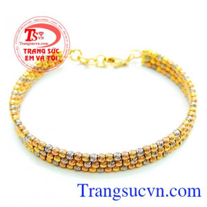Khách hàng ưa chuộng và bình chọn nhiều năm. Vòng bi vàng 18k niềm vui