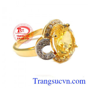 Nhẫn vàng Nữ hoàng may mắn