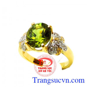 Trang sức Peridot mệnh hỏa 