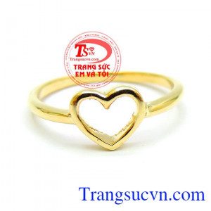 Nhẫn vàng trái tim tình yêu