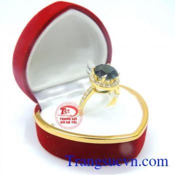 Bảo hành 12 tháng, giao Bộ Nhẫn Mặt Hoa tai vàng Sapphire thiên nhiên toàn quốc. Bộ Nhẫn Mặt Hoa tai vàng Sapphire