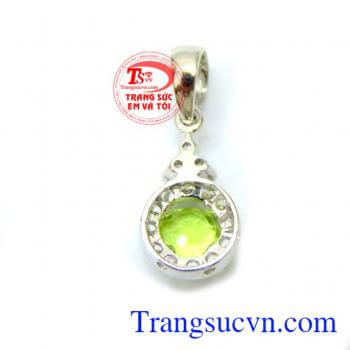 Bộ Nhẫn Mặt Hoa tai Vàng trắng Peridot đẹp