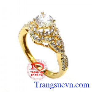 Nhẫn vàng 18k chung thủy,Với mong muốn sự hạnh phúc trọn vẹn,Với thiết kế chiếc Nhẫn vàng 18k chung thủy nói lên sự hiệp nhất,Căng tràn,Nhẫn nữ vàng 18k bảo hành 12 tháng,Giao toàn quốc, Món quà tặng Vợ Ý Nghĩa