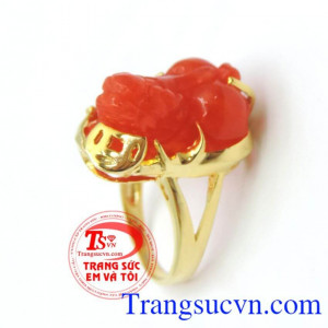 Nhẫn vàng tỳ hưu huyết ngọc, Nhẫn tỳ hưu MỆNH HỎA VÀ THỔ đeo may mắn theo màu của mệnh, Nhẫn vàng tỳ hưu huyết ngọc Bảo hành 1 năm, Thanh toán an toàn, Khách hàng ưa chuộng.