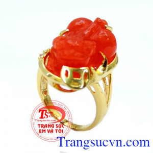 Nhẫn vàng màu tinh tế gắn tỳ hưu đá thiên nhiên, mang lại may mắn và hộ mệnh, Nhẫn nữ vàng tây dành cho phái đẹp