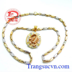 Bộ vàng 18k Vua bọ cạp sức mạnh