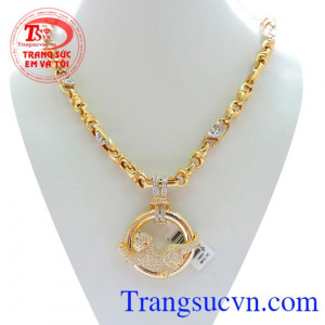 Sản phẩm uy tín chất lượng trên toàn thế giới. Bộ dây chuyền mặt Báo vàng May Mắn