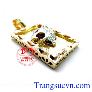 mặt Báo nam vàng tây thể hiện đẳng cấp cá tính mạnh mẽ cho phái mạnh. Mặt dây nam Báo tinh xảo