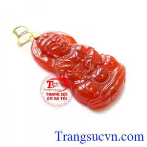 Phật Quan Âm mã não vàng 14k