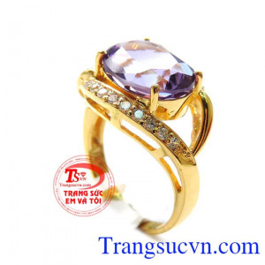 Chiếc nhẫn Thạch Anh Tím phong thủy chất lượng cao thiết kế bền đẹp, Chiếc nhẫn Thạch Anh Tím phong thủy rất tốt cho sức khỏe kiểm soát được cảm xúc, xoa dịu âu lo,tăng cường lòng bao dung nhẫn nại