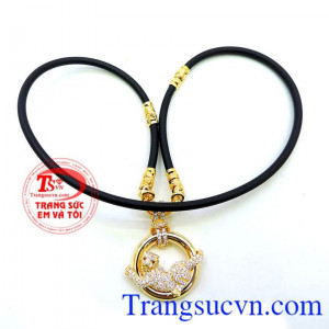 Mặt dây chuyền nam Báo uy quyền sáng bóng đảm bảo chất lượng hợp thời trang, sang trọng
