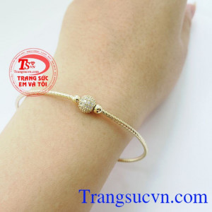 Món quà nhỏ bé đầy ý nghĩa cho người phụ nữ bạn yêu thương. Lắc tay Ý đẹp dịu dàng