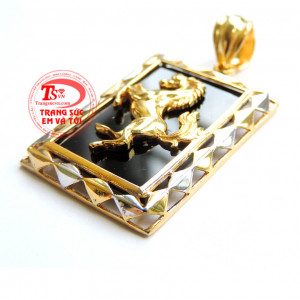 Mặt ngựa đeo cổ