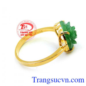 Nhẫn hoa hồng xanh đảm bảo chất lượng có giấy kiểm định kèm theo.Nhẫn hoa hồng xanh.