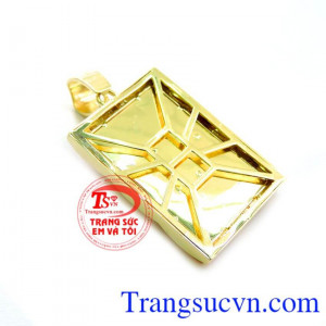 Mặt dây chuyền nam mặt báo sáng bóng đảm bảo chất lượng hợp thời trang, sang trọng và phong thủy