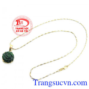 Bộ mặt dây chuyền hoa hồng xanh chất lượng, xinh xắn.