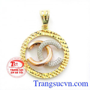 Mặt chữ 3 màu, mặt dây chuyền vàng đẹp, thời trang thiết kế với nhiều kiểu dáng và mẫu mã khác nhau.