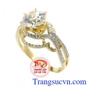 Chiếc Nhẫn Nữ Quý Phái chất lượng cao mẫu mã đẹp. Nhẫn nữ là món quà ý nghĩa dành cho phái đẹp,là món quà ý nghĩa tặng người yêu trong các ngày lễ, kỷ niệm