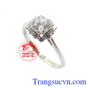 Nhẫn Nữ Vàng Trắng 10k Cá Tính chất lượng cao. chiếc nhẫn vàng trắng cho nữ chất lượng đảm bảo,phù hợp làm quà tặng vợ,người yêu trong các dịp sinh nhật,08/03 vv... Đeo hợp thời trang,Uy tín được khách hàng bình chọn