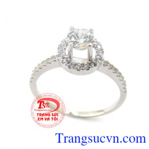 Nhẫn nữ vàng trắng dành cho phái đẹp phù hợp làm quà tặng sinh nhật hoặc trong các dịp ý nghĩa