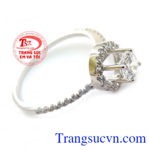 Nhẫn Nữ Vàng Trắng Thanh Mảnh chất lượng. nhẫn nữ vàng trắng được thiết kế tinh tế, đeo xinh xinh trên ngón tay đeo nhẫn, nhẫn nữ bảo hành 6 tháng giao toàn quốc, thanh toán an toàn.
