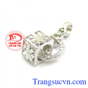 vàng đảm bảo chất lượng, có giấy kiểm định, Mặt nữ vàng trắng yêu thương