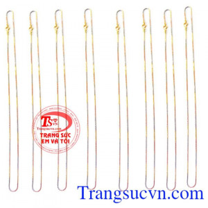 Dây chuyền vàng 10k nhập khẩu Italya, kiểu dáng đơn giản, nhỏ xinh mà vẫn toát lên sự sang trọng, rực rỡ