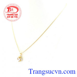 Bộ mặt nữ hoa hồng tình yêu mang lại sự dịu dàng, tinh tế cho người đeo, Bộ mặt nữ hoa hồng tình yêu chất lượng.