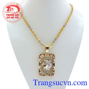 Bộ nam vàng 10k báo 3d, bộ mặt nam vàng báo mạnh mẽ, thiết kế máy 3d sang trọng