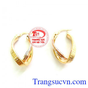 Hoa Tai Vàng Italy Quý Phái 10k đảm bảo chất lượng vàng. ,kiểu dáng chế tác đẹp,tinh xảo,trẻ trung kết hợp với trang phục dễ dàng,