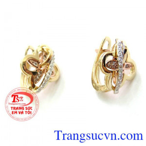 Bông Tai Vàng Tây Hoa Xinh 10k là sản phẩm đảm bảo chất lượng dành cho phái đẹp,hoa tai hót nhất hiện tại,