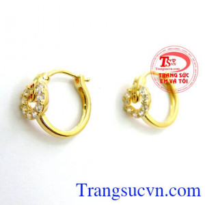 Hoa Tai Nữ Nhỏ Xinh