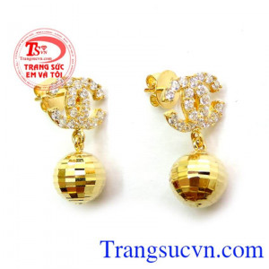 Bông Tai Vàng Tây Kiểu Sang hoa tai vàng chất lượng vàng đảm bảo.